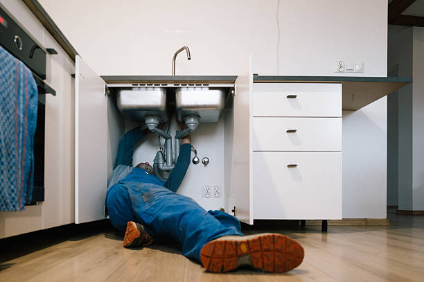 Professional Plumbing technician working in Hamlin, WV